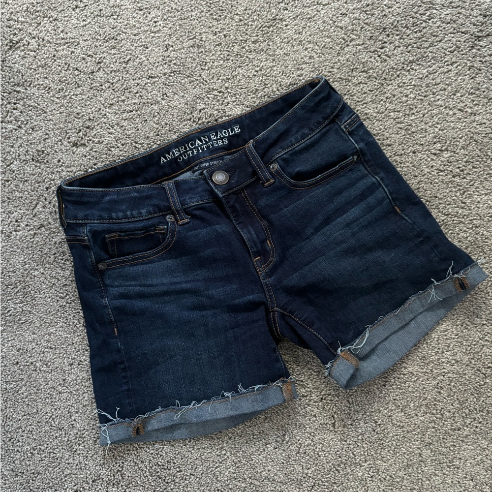 AMERICAN EAGLE - midi shorts / blue jeans